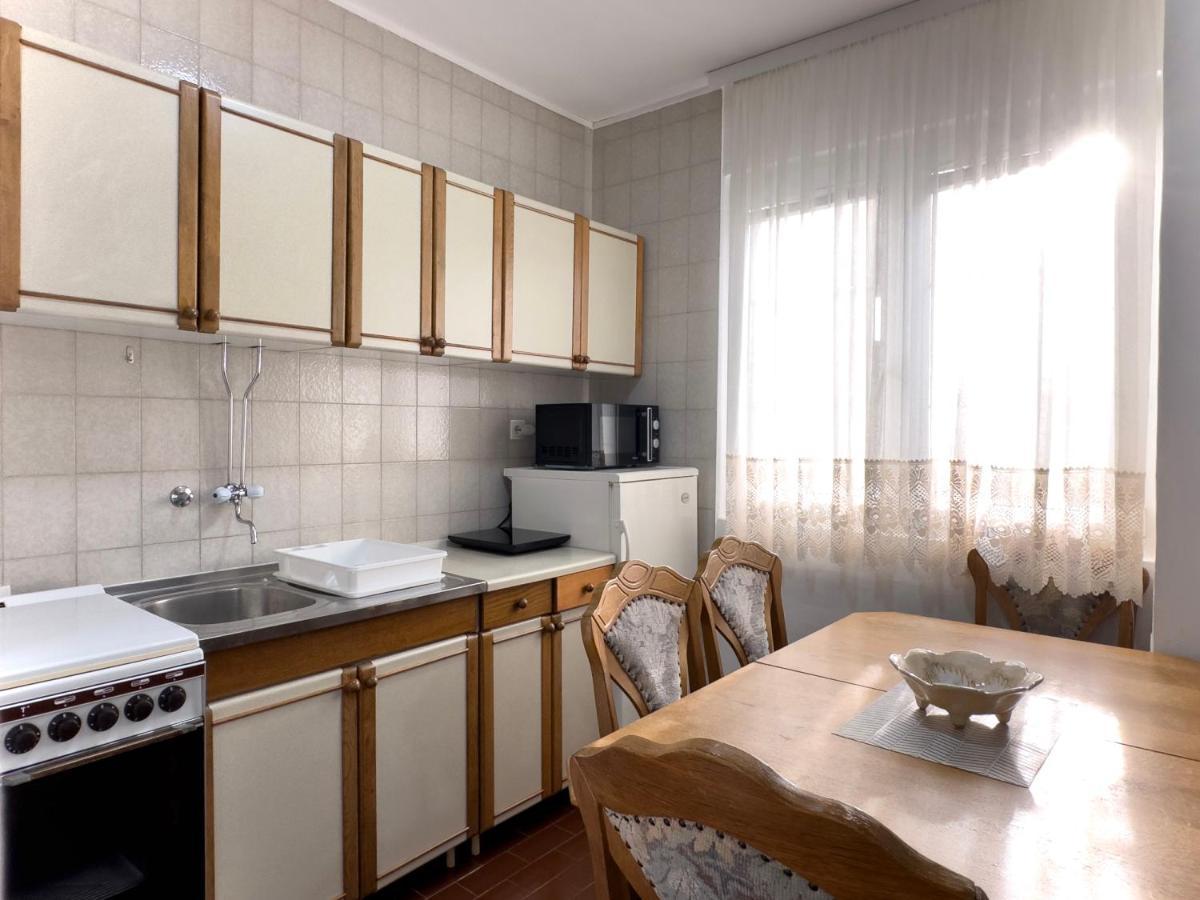 Apartment D-Moll Sutomore Exterior photo